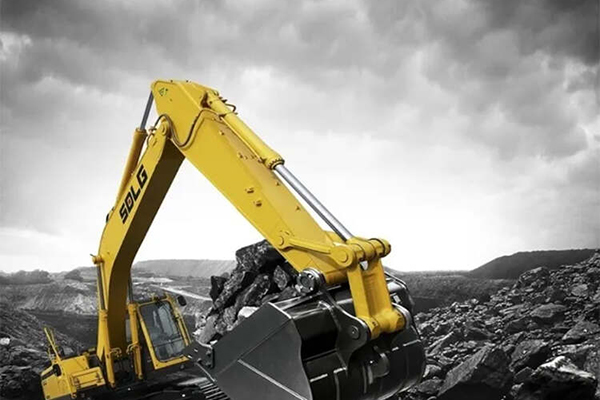 يجب على سائقي الحفارات إتقان معرفة صيانة الحفارة هذه