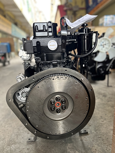 محرك Yanmar 4tne98: محرك ديزل قوي لصالح الشوكة